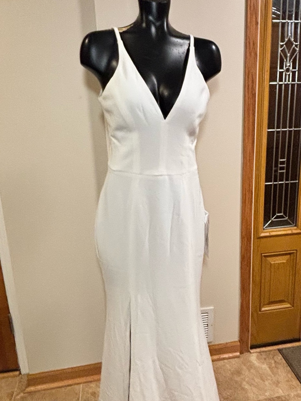 Dress the Population Ivory Strapless V-Neck Wedding Gown